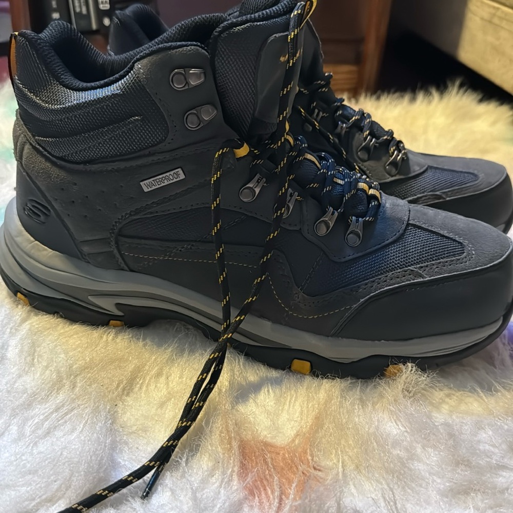 Skechers Relaxed Fit Trego Pacifico Men's Waterproof Hiking Boots (Size 13)